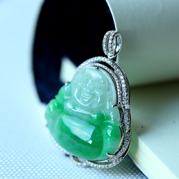 翡翠阳绿佛公吊坠