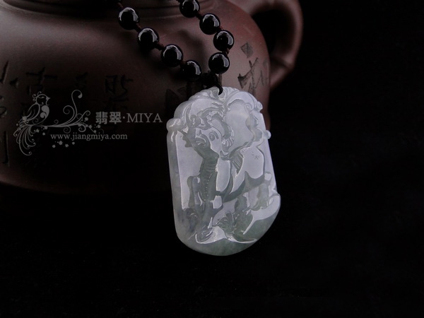 翡翠十二生肖挂坠牛牌