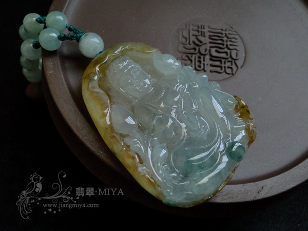 冰三彩翡翠观音