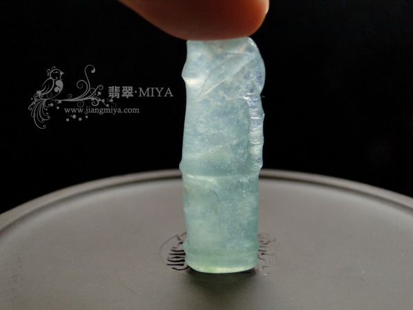 白冰种翡翠竹节