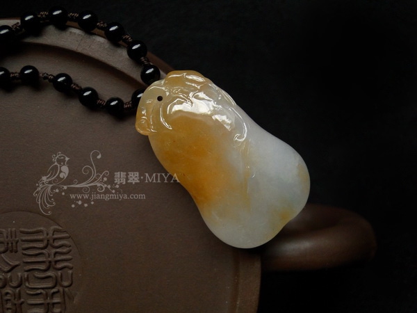 黄翡翡翠福瓜挂坠