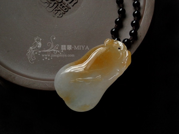 黄翡翡翠福瓜挂坠