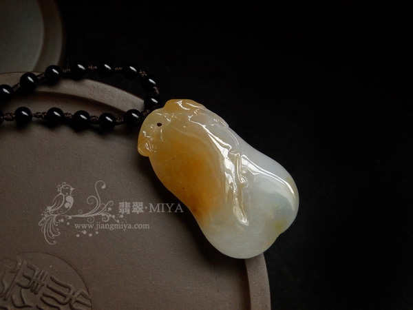 黄翡翡翠福瓜挂坠