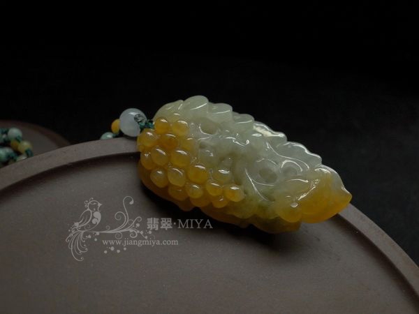 翡翠葡萄挂坠