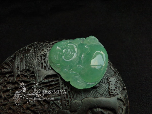 A货翡翠弥勒佛