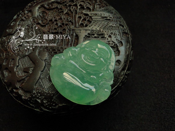 A货翡翠弥勒佛