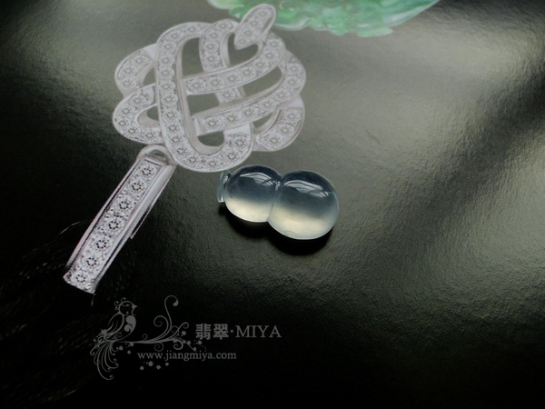 冰玻种翡翠蛋面定制