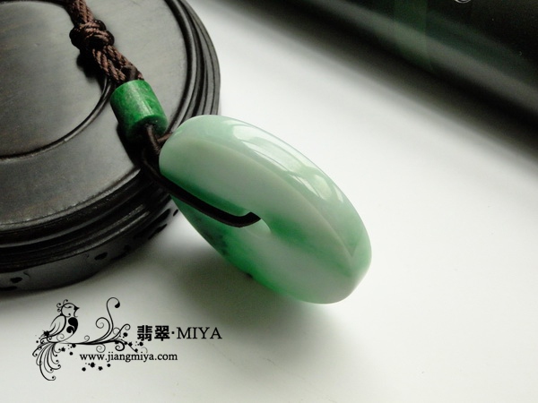 翡翠大怀古,可作车挂或者包挂使用