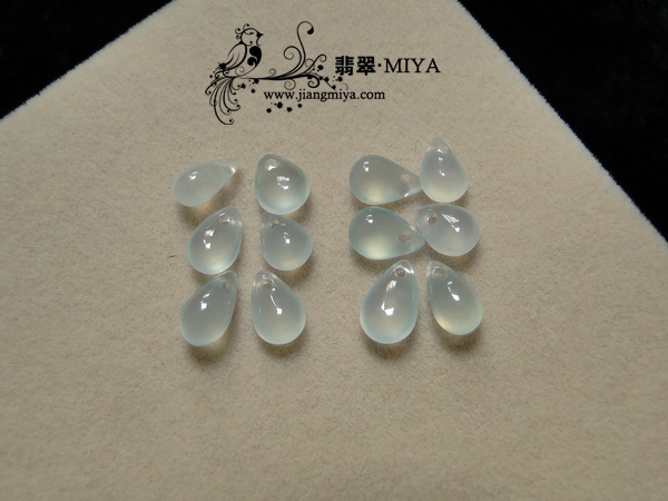 翡翠水滴戒面