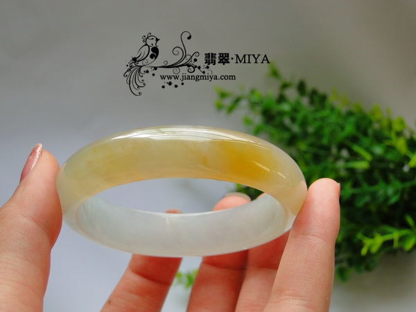 老坑冰种一抹黄翡翡翠手镯