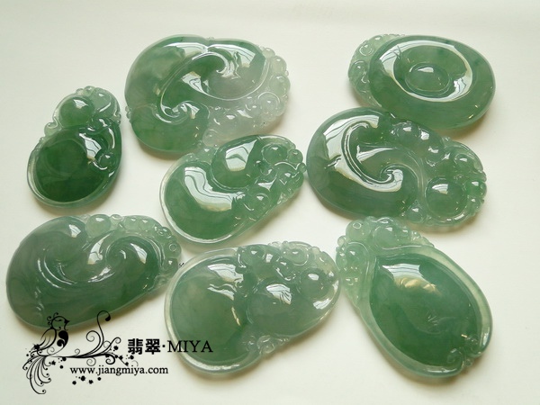 超值冰种淡绿色翡翠大花件团购