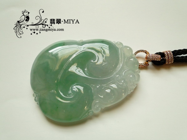 超值冰种淡绿色翡翠大花件团购