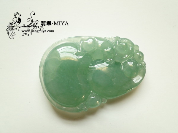 超值冰种淡绿色翡翠大花件团购