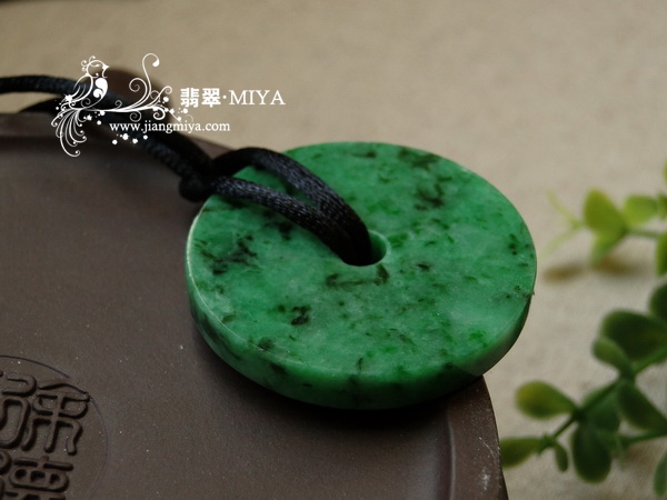 超值满绿色美貌花青翡翠大怀古
