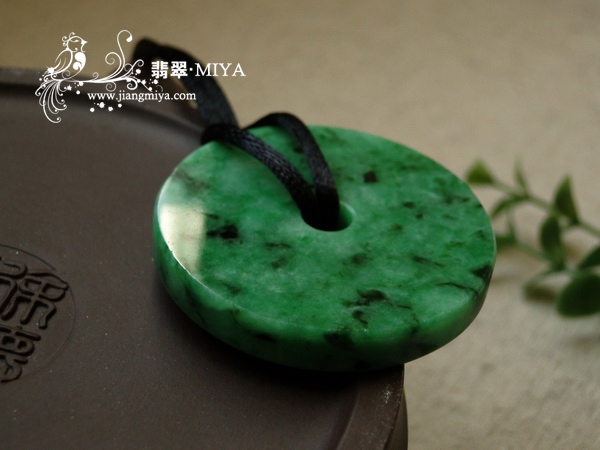 超值满绿色美貌花青翡翠大怀古