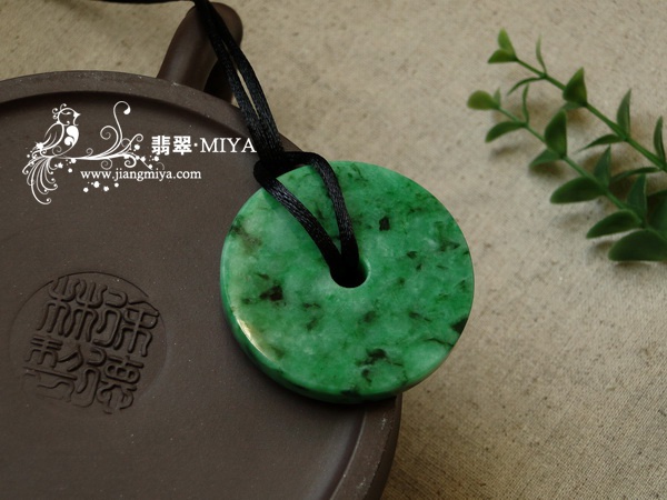 超值满绿色美貌花青翡翠大怀古