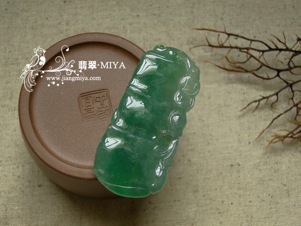 老坑冰种浓绿翡翠节节高