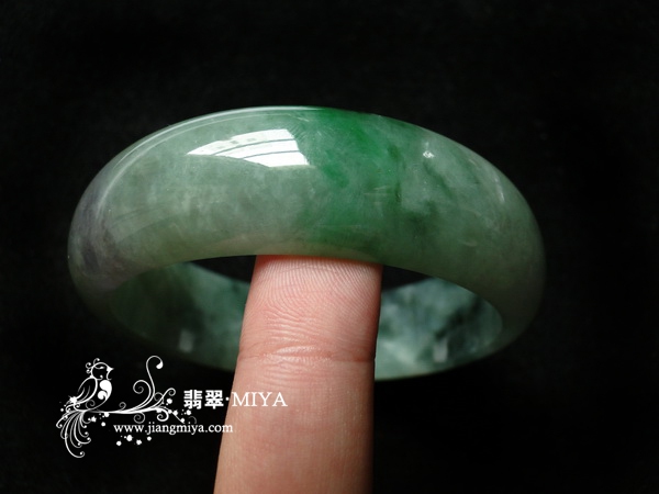 超厚庄宽版带紫带绿翡翠手镯