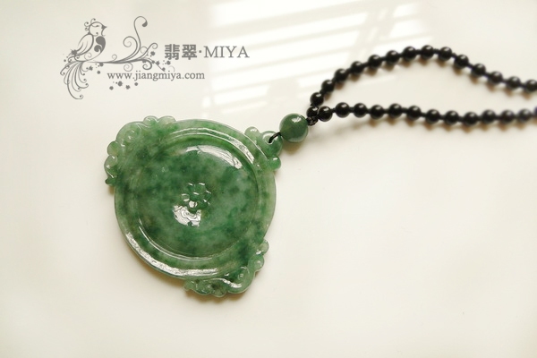 仿古雕刻超值翡翠花件