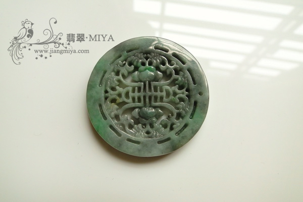 仿古雕刻超值翡翠花件