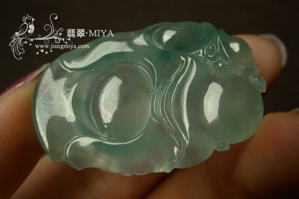 收藏级冰玻种飘绿花翡翠站佛