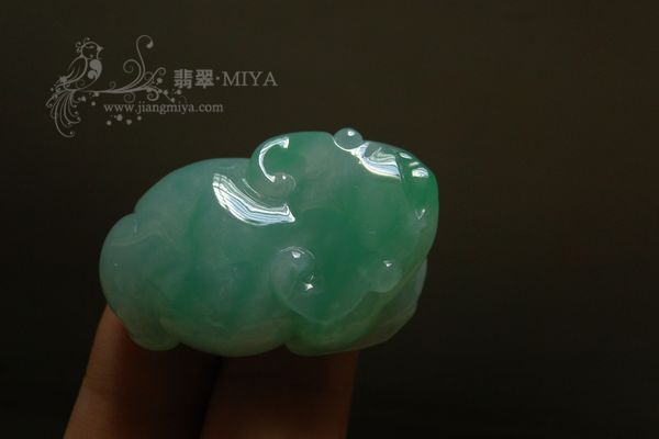 翡翠三脚蟾