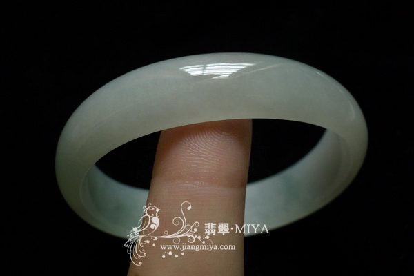 翡翠手镯