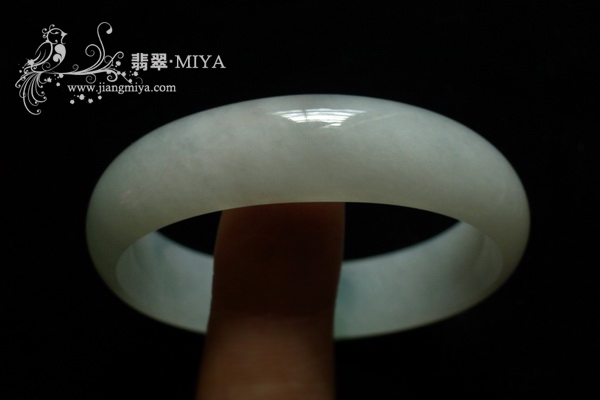 翡翠手镯