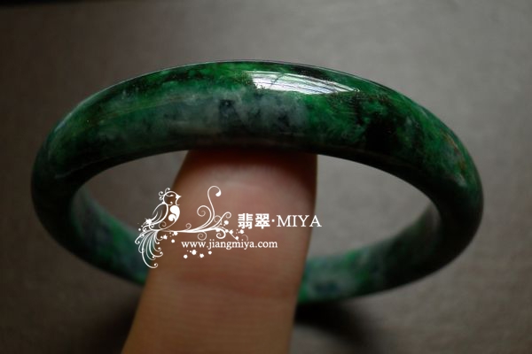 翡翠手镯