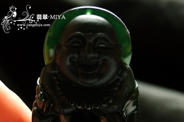 墨翠弥勒佛，墨翠站佛