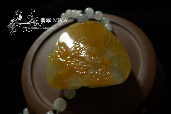 中秋之特色礼物《花好月<br />圆》翡翠大如意，福鱼戏珠，翡翠站佛