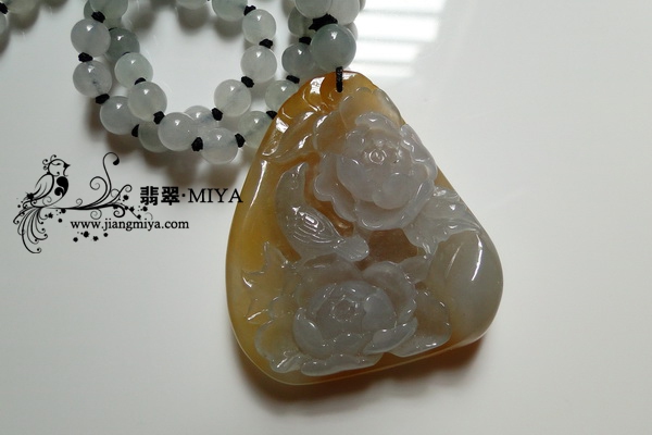 中秋之特色礼物《花好月<br />圆》翡翠大如意，福鱼戏珠，翡翠站佛