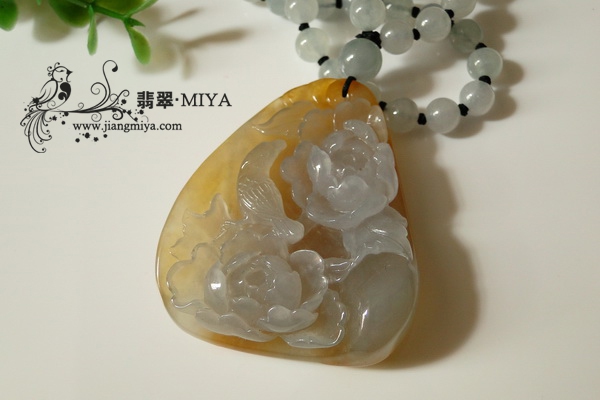 中秋之特色礼物《花好月<br />圆》翡翠大如意，福鱼戏珠，翡翠站佛