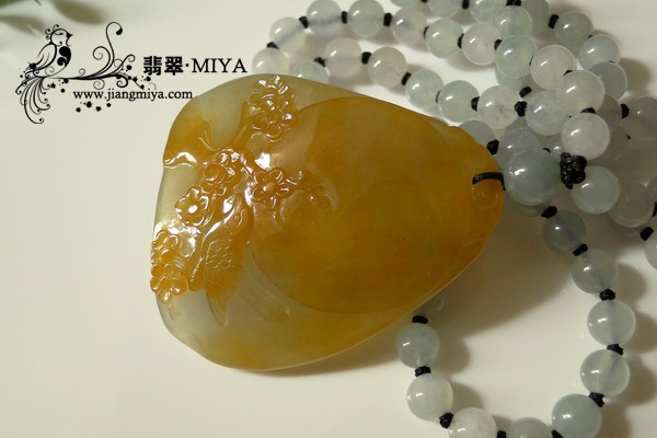 中秋之特色礼物《花好月<br />圆》翡翠大如意，福鱼戏珠，翡翠站佛