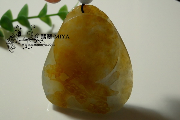 中秋之特色礼物《花好月<br />圆》翡翠大如意，福鱼戏珠，翡翠站佛