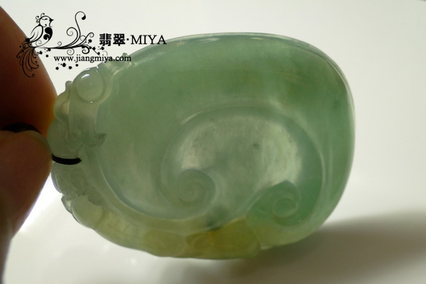 中秋之特色礼物《花好月<br />圆》翡翠大如意，福鱼戏珠，翡翠站佛