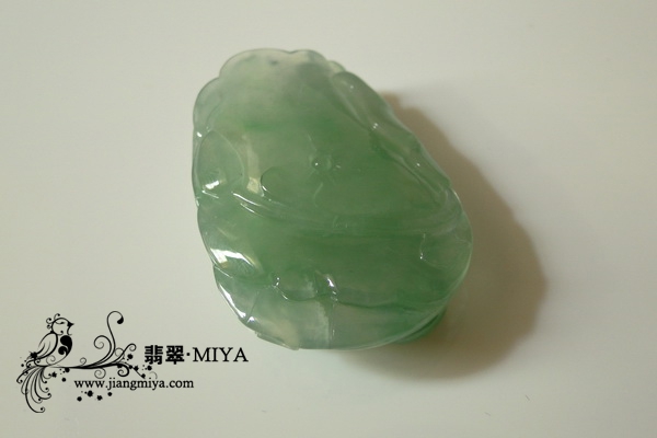 中秋之特色礼物《花好月<br />圆》翡翠大如意，福鱼戏珠，翡翠站佛” /></p>
<p></p>
    </div>
                                <div class=