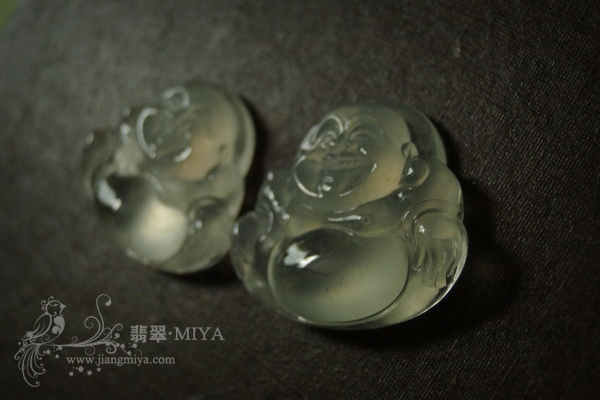 玻璃种强荧光翡翠佛公（可镶嵌）