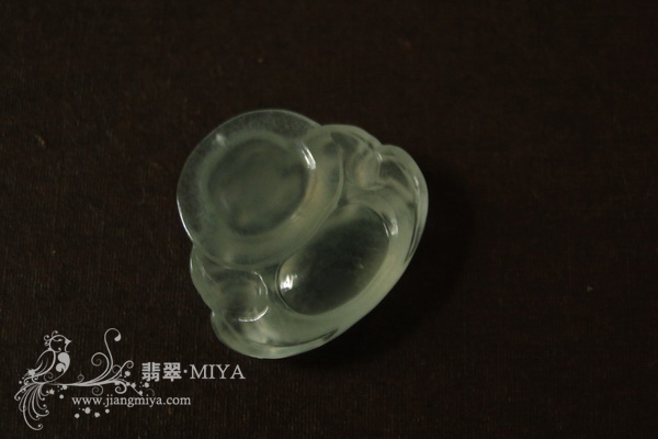 玻璃种强荧光翡翠佛公（可镶嵌）