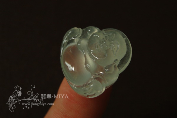 玻璃种强荧光翡翠佛公（可镶嵌）