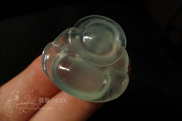 完美无暇蛋清种质地翡翠佛公