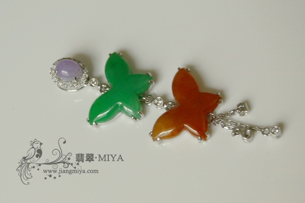 色彩缤纷的翡翠蝴蝶挂坠《比翼双飞》