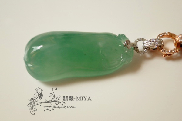 冰种果冻质感起胶翡翠挂坠