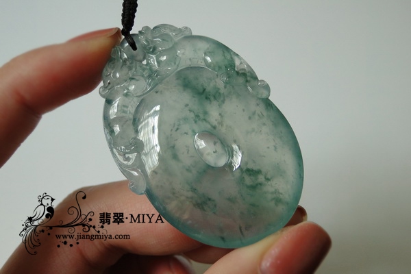 收藏级别厚庄老坑高冰种飘蓝花貔貅守金钱大挂件