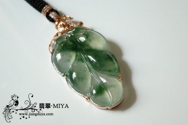 冰种飘花翡翠叶子