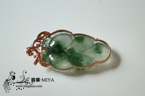 冰种飘花翡翠叶子