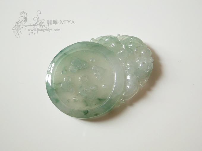 咪雅翡翠