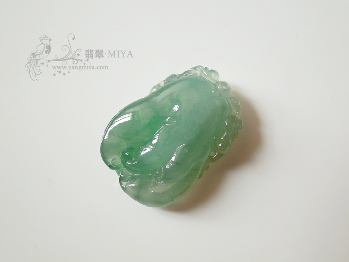 咪雅翡翠