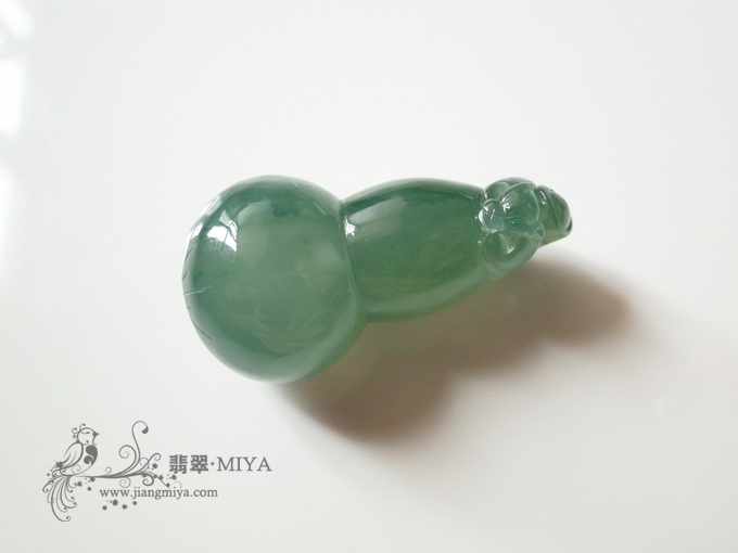 咪雅翡翠