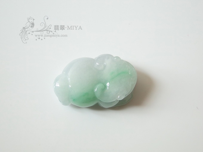 咪雅翡翠